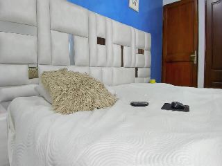 Live sex webcam photo for Scarlet_corte #251753143