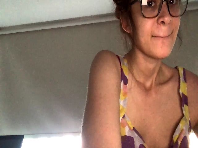 Live sex webcam photo for mxxsbrntt #262356035