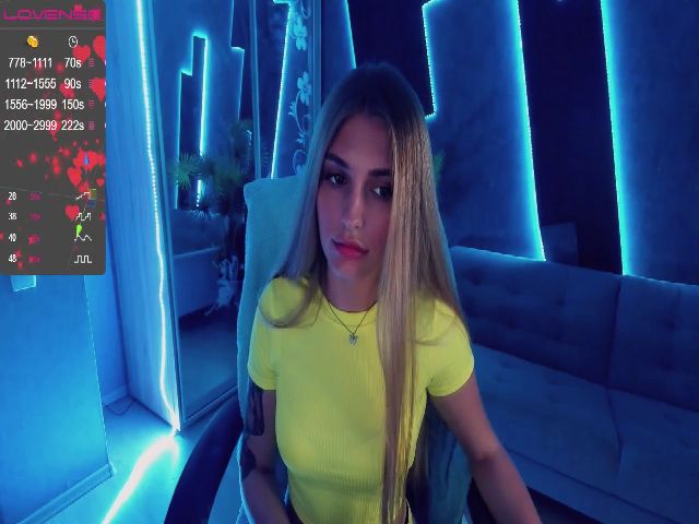 Live sex webcam photo for Adelina___ #252919401