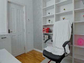 Live sex webcam photo for VanessaCroft #251791744