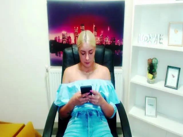 Live sex webcam photo for SoftPleasurex #264753677