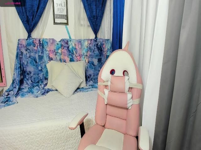 Live sex webcam photo for Sexxy_blonnde #256871835