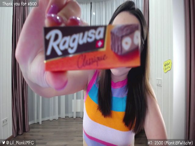Live sex webcam photo for Lil_Monki #262776688