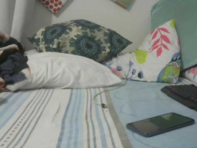 Live sex webcam photo for sexy-mary-69 #261728330