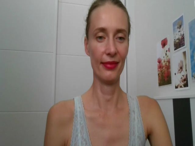 Live sex webcam photo for CelesteTasty #259243628