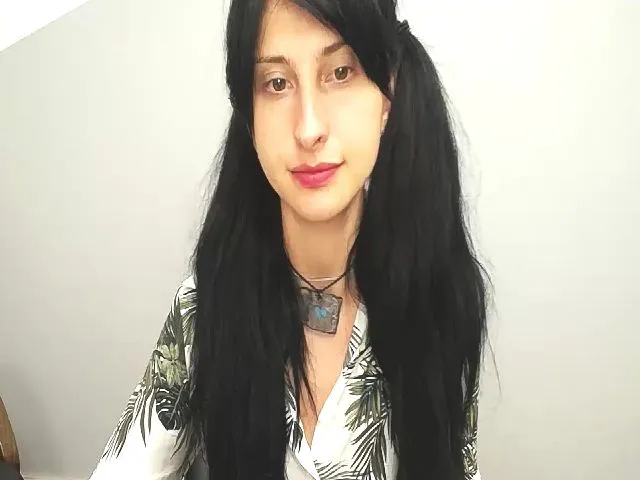 Live sex webcam photo for SnowSpacee #253254442