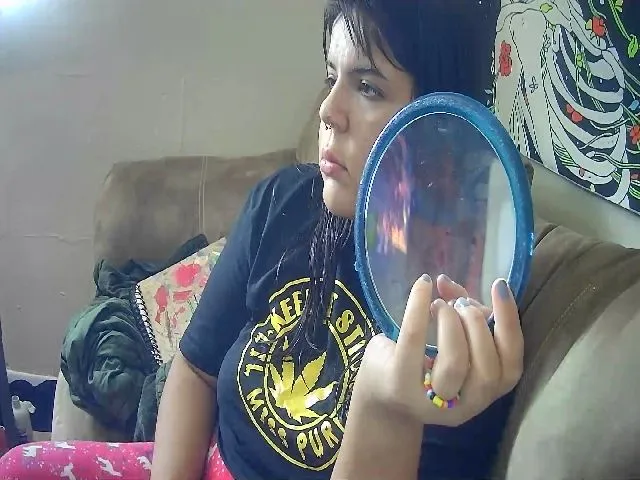 Live sex webcam photo for Lilmisspurp #257702832