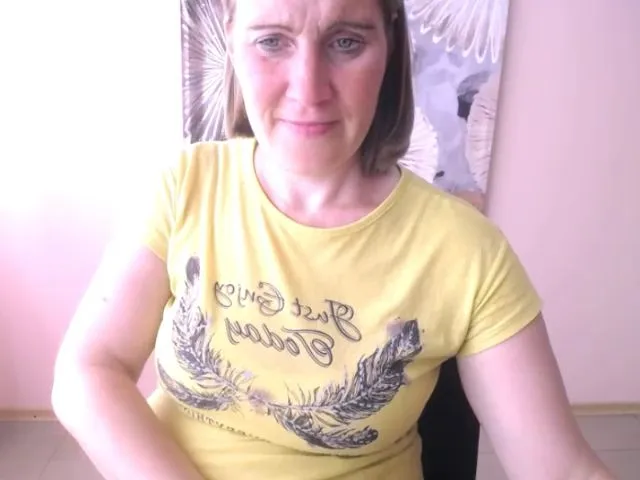 Live sex webcam photo for ChloePlay #253817154