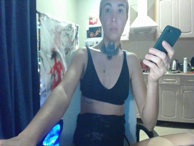 Live sex webcam photo for Angie_Wild #252287968