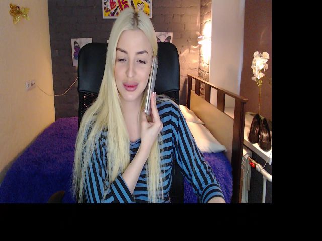 Live sex webcam photo for MilanaOmg #287884379