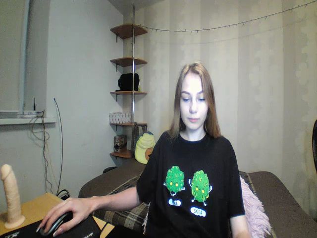 Live sex webcam photo for JenaCooper #258336433