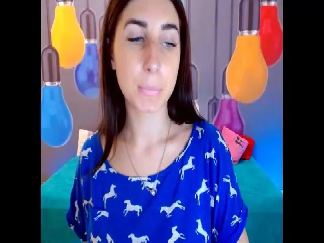 Live sex webcam photo for Izabel_J_ #259893196