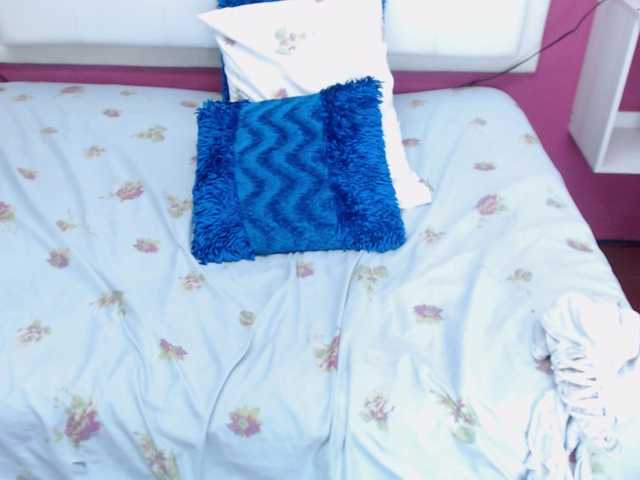 Live sex webcam photo for shariksweet #241008912