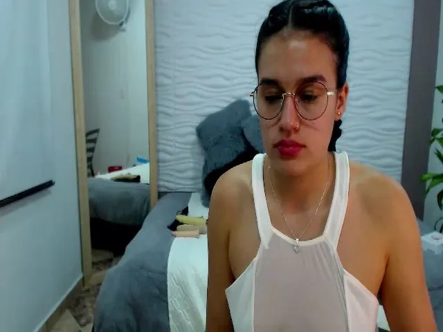 Live sex webcam photo for Lila_x #265146499