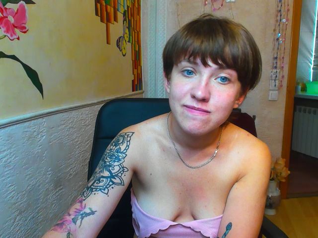 Live sex webcam photo for Reginasmilee #254725959