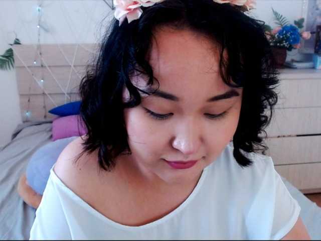 Live sex webcam photo for YunNana #254782446