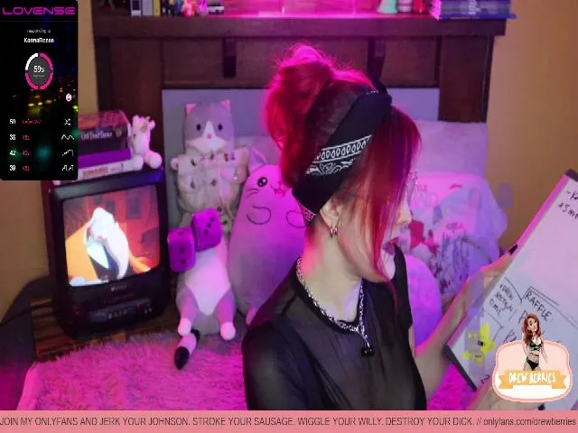 Live sex webcam photo for DrewBerries #254327843