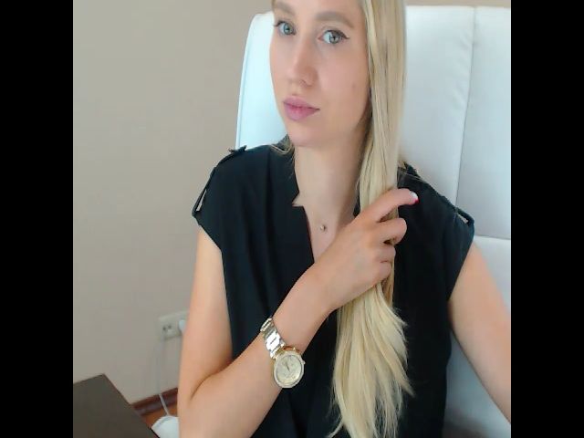 Live sex webcam photo for Miss_Sylvia #256915348