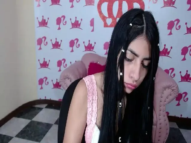 Live sex webcam photo for Naughtty_Doll #262073159