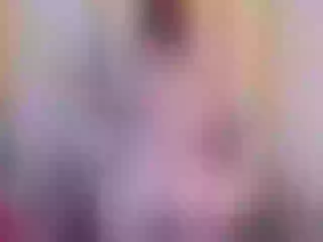 Live sex webcam photo for Julietacollin #261311614