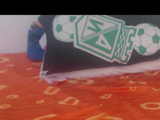 Live sex webcam photo for Daizy-cooper #241226783