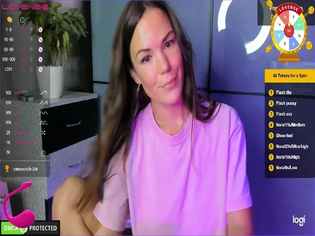 Live sex webcam photo for SexyAsHell01 #262339911