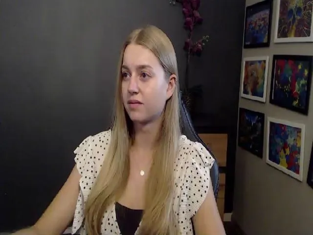 Live sex webcam photo for LUSTerica #253373501