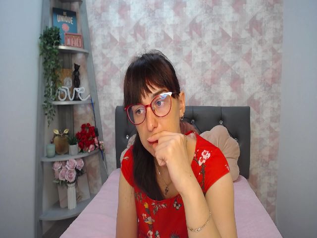 Live sex webcam photo for AlissaJamie #259136429