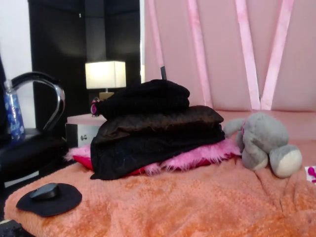 Live sex webcam photo for avriljhonson #256068823