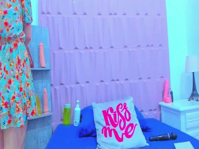 Live sex webcam photo for Cristal_West #253908082