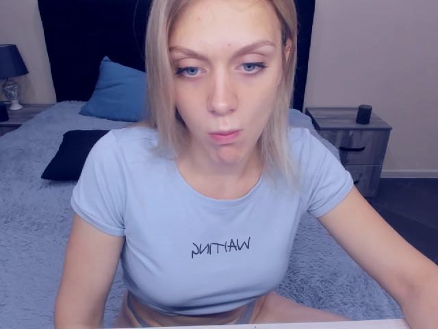 Live sex webcam photo for MeganKind #257949670