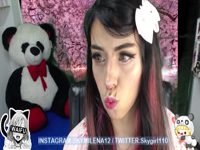 Live sex webcam photo for Sky_girl1 #253473667