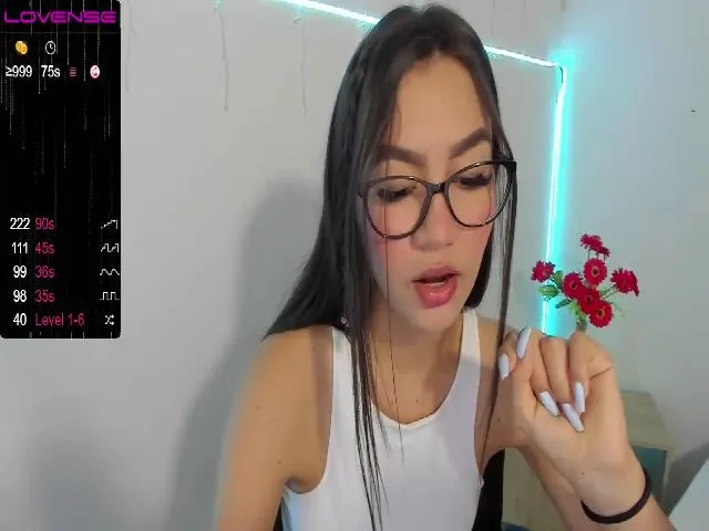 Live sex webcam photo for Nicol_sofia_ #257090433