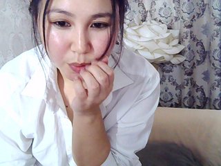 Live sex webcam photo for AuraAsian #240838785