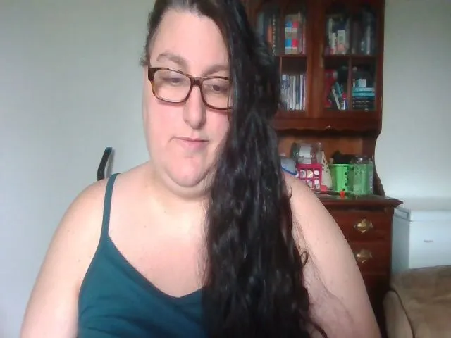 Live sex webcam photo for metalchick420 #257612331