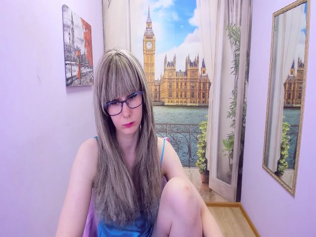 Live sex webcam photo for AlanaDreamy #260706956