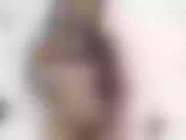 Live sex webcam photo for CrystalQueen #241337765