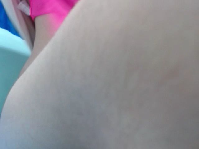 Live sex webcam photo for Honey21_ #257161987