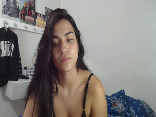 Live sex webcam photo for Zendayasexxx #287885431