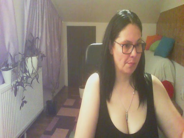 Live sex webcam photo for boosty4you #252284829