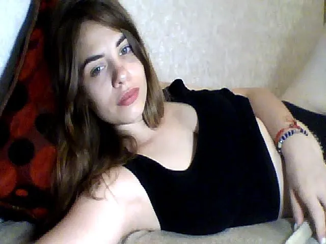Live sex webcam photo for Linda_2S #262309512