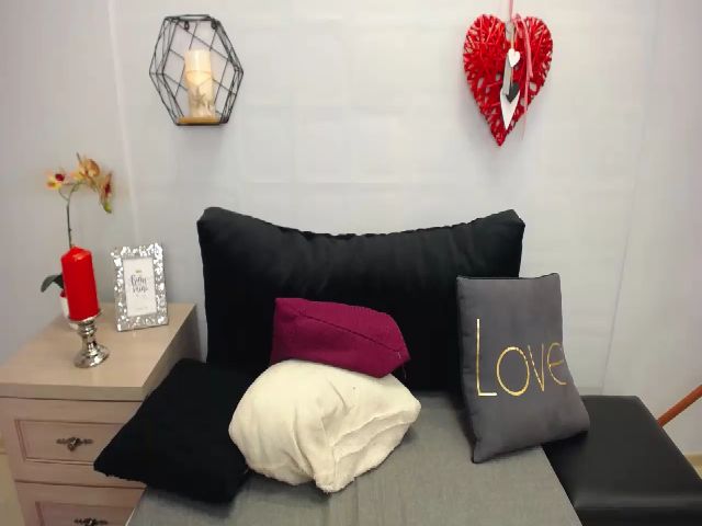 Live sex webcam photo for LaylaFantasy #263126028