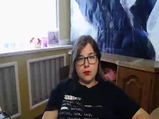 Live sex webcam photo for MonLais #258584034
