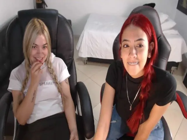 Live sex webcam photo for Thaunhty #254389542