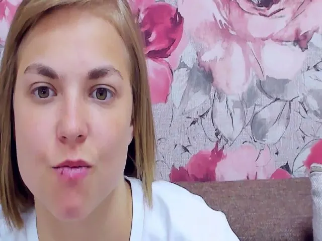 Live sex webcam photo for TataArdent #252287821