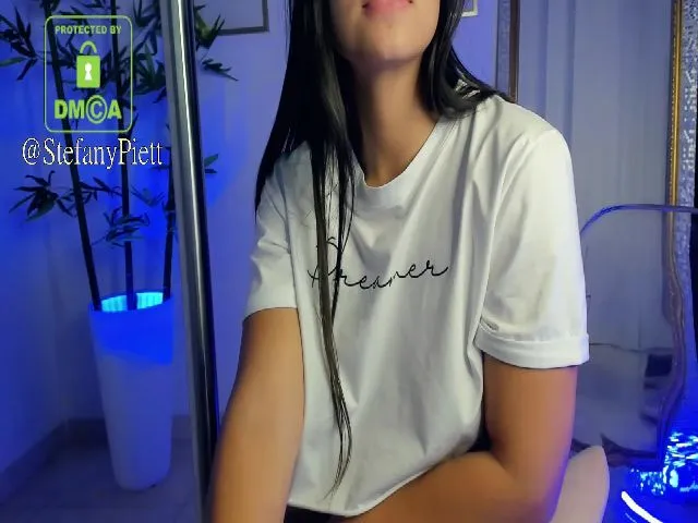 Live sex webcam photo for Stefany_gpiet #255585916