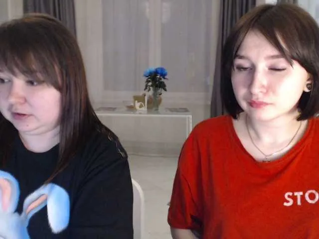 Live sex webcam photo for ChloeLexy #245089554