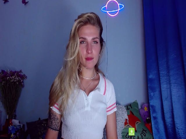 Live sex webcam photo for MeowZilla #257004180