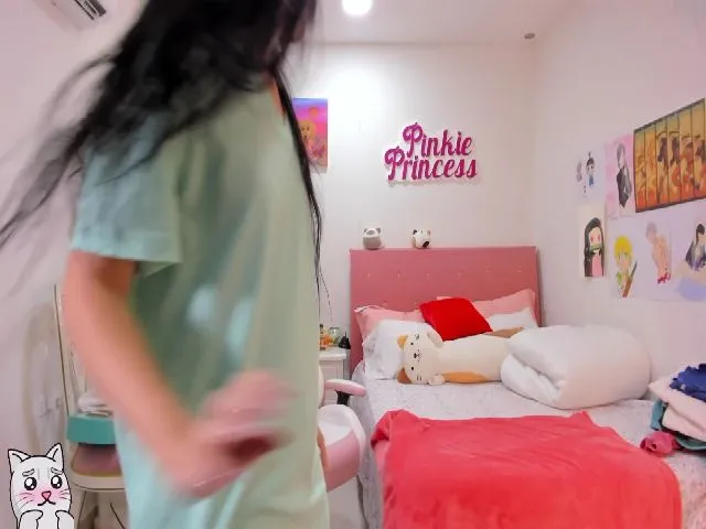 Live sex webcam photo for AnnieJulieth #264124087