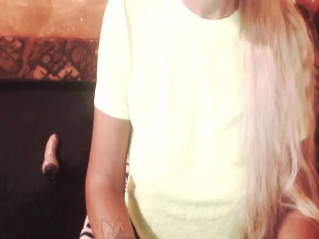 Live sex webcam photo for Goodspleasure #254875505